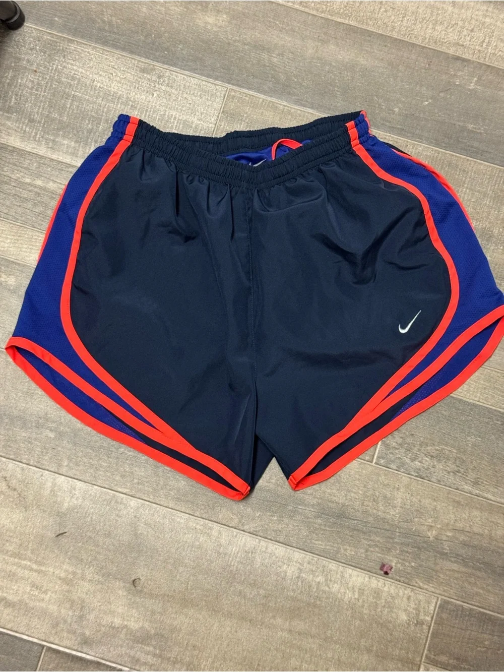 Nike Running Shorts Small Navy Red Trim Athletic Beach Gym Lined Unisex S